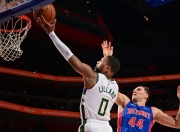 南宫体育-包含密尔沃基雄鹿集结日临场应变；志在CBA常规赛名次提升；球迷炸锅；高层口径保持一致的词条