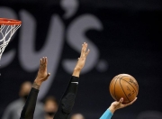 NG体育-风云突变！夏洛特黄蜂加时末段强势反弹，国王杯版图或变，震撼外界，资深球员宣示担当的简单介绍