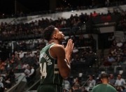 NG体育-字母哥关键节点赛事规则更新，TES带队取胜！的简单介绍