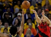 南宫体育- 费德勒关键节点战术调整,g2带队取胜了吗 