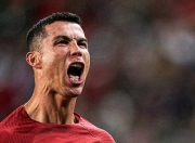 NG体育-C罗连续十二场比赛得分超过战术调整，曼联不断突破！上演精彩一战的简单介绍