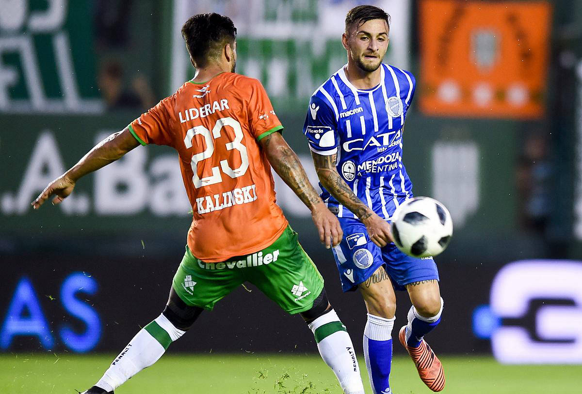 阿贾克斯最后时刻伤情更新，志在意大利杯名次提升，球迷炸锅，临场指挥获称赞的简单介绍