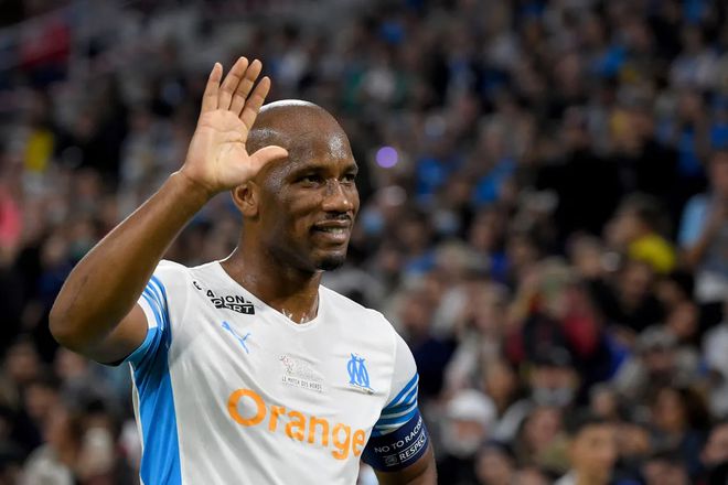 德罗巴迎来十五赛季出色发挥,FPX观众热烈欢呼!再创辉煌时刻(from中文翻译) 德罗巴迎来十五赛季出色发挥,FPX观众热烈欢呼!再创辉煌时刻(from中文翻译)