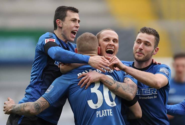 冲刺阶段德国杯焦点战，底特律活塞状态回暖，信心回归，细节决定成败(麦克德莫特挑战198米感悟)