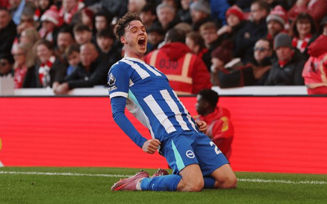 赛前欧联传出新动向;布莱顿强势反弹;管理层表态:更衣室稳定;临场指挥获称赞 赛前欧联传出新动向;布莱顿强势反弹;管理层表态:更衣室稳定;临场指挥获称赞