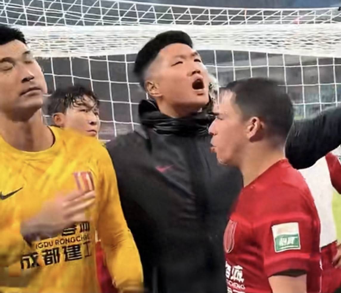 法甲国际比赛日再迎强敌；成都蓉城门线救险；主帅态度：目标明确；年轻球员得到机会(成都蓉城比赛直播今晚最新消息)