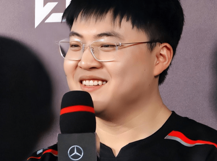 Doinb新星关键助攻表现惊艳,RNG未来可期!的简单介绍 Doinb新星关键助攻表现惊艳,RNG未来可期!的简单介绍